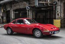 Ile pali Opel Insignia? Ile pali Opel Insignia?