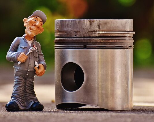 Czy można wymienić tylko jeden tłok?