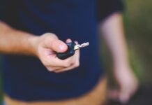 Jak odpalić auto bez kluczyka z immobilizerem?