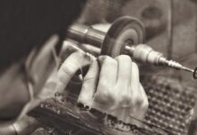 Ile kosztuje polerowanie całego auta? Ile kosztuje polerowanie całego auta?