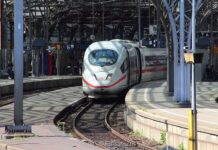 Czym odtłuścić auto przed woskowaniem? Czym odtłuścić auto przed woskowaniem?